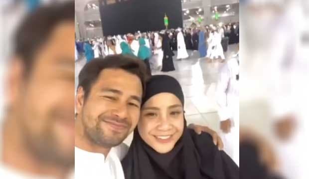 Tengah Malam, Raffi Ahmad dan Nagita Slavina Dapat Kejutan Ultah di Mekkah