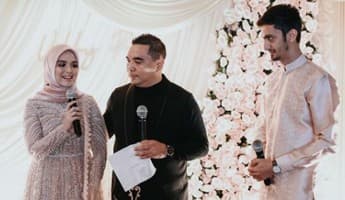 Perdana Dilamar Resmi, Vebby Palwinta Gugup dan Gemetar Sampai Nyengir Malu