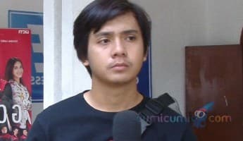 Putus dari Tazkia Sungkar, Arbani Yasiz Cinlok dengan Syahra Larez?