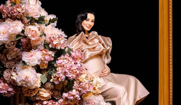 Setelah Penantian 7 Tahun Pernikahan, Asmirandah Hamil Anak Pertama