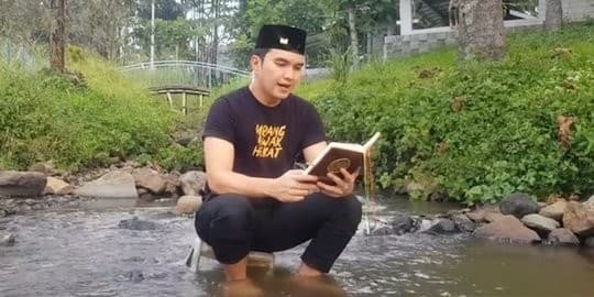 Masuk Nominasi Seleb Sensasional, Aldi Taher Dihujat Netizen
