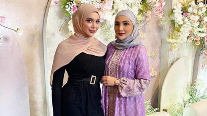 Gunakan Hijab Saat Hadiri Pengajian Aurel, Millendaru Jadi Sorotan