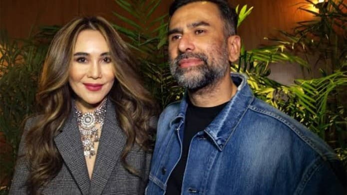 Bak Pasangan Muda, Jeremy Thomas dan Istri Pamer Foto Mesra