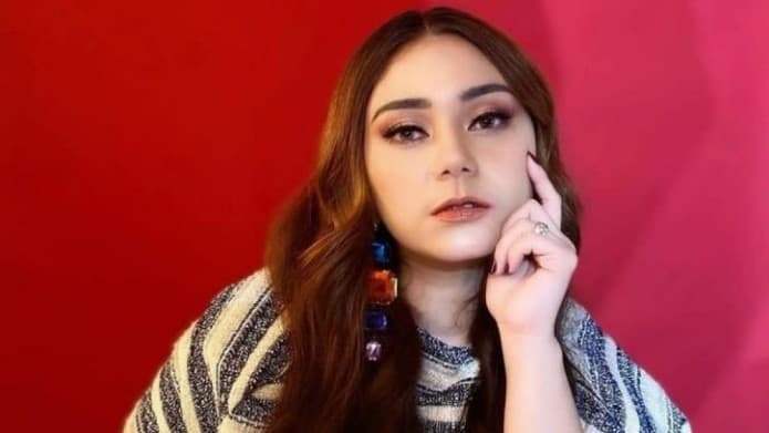 Irena Fabiola Bawa Bukti Foto Suami Selingkuh dengan Thalita Latief, Begini Pengakuannya!