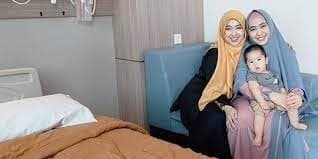 Oki Setiana Dewi Ungkap Kondisi Anaknya Usai Jalani Operasi Penyakit Langka