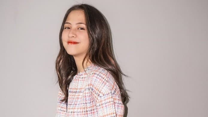 Unggah Potret Bareng, Adhisty Zara dan Kakang Jurnalrisa Pacaran?