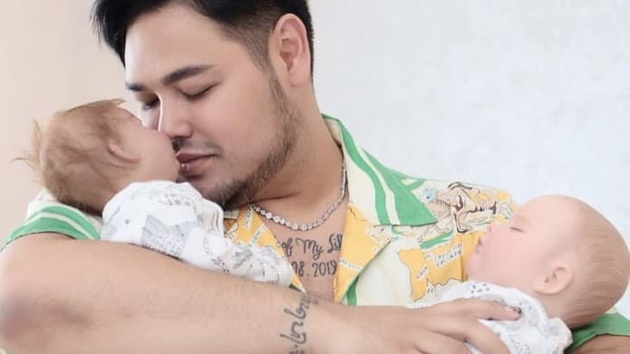 Dituding Memuja Setan Usai Rawat Boneka Bak Bayi, Ini Jawaban Ivan Gunawan
