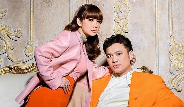 Adiezty Fersa Hamil 4 Bulan, Gilang Dirga Siapkan Nama untuk Anak Kembar