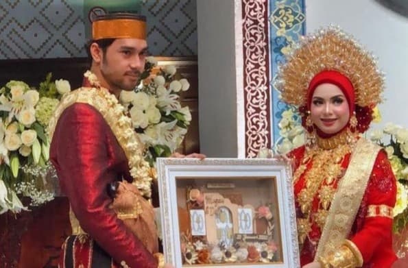 Resmi Menikah, Achmad Megantara Akui Sembunyikan Hubungan Asmara dengan Istri